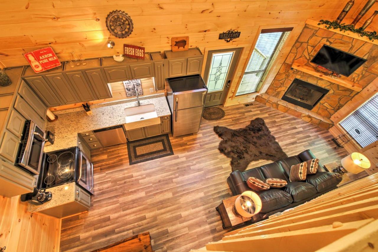 Gatlinburg Cabin With Hot Tub 5 Mi To Downtown Extérieur photo